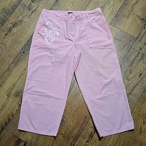 Izod Pink Capris with White Embroidery